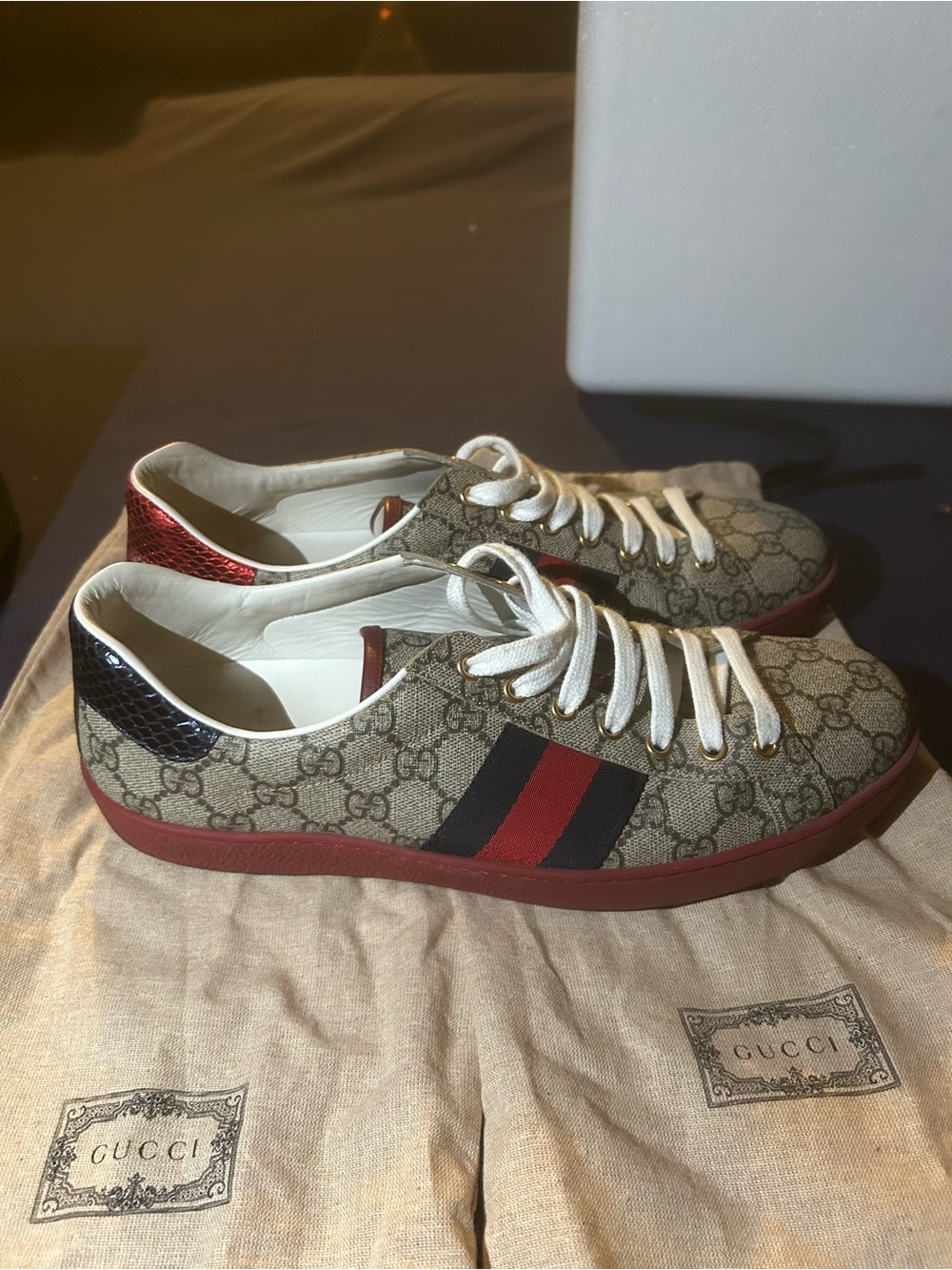 Gucci Beige GG Supreme with Red & Navy Web Stripe Low-Top Sneakers - Picture 7 of 8